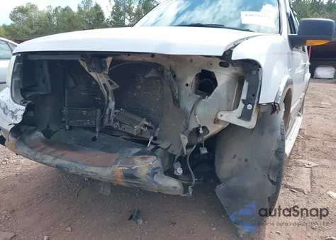 2004 Ford Expedition Eddie Bauer из США, поврежденный, VIN 1FMRU17W64LB34460